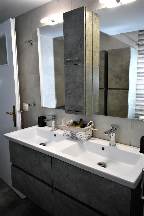 High Quality 110Qm 2Br At Simos-Lux-Apartment Atina Dış mekan fotoğraf